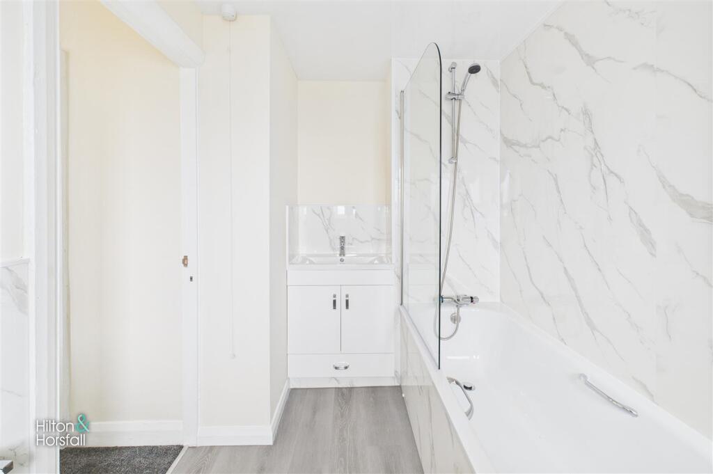 Additional image 10 of Glen Street, Colne