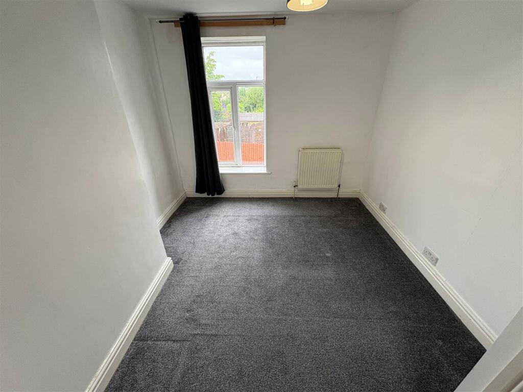 Additional image 7 of Ford, Queensbury, Bradford