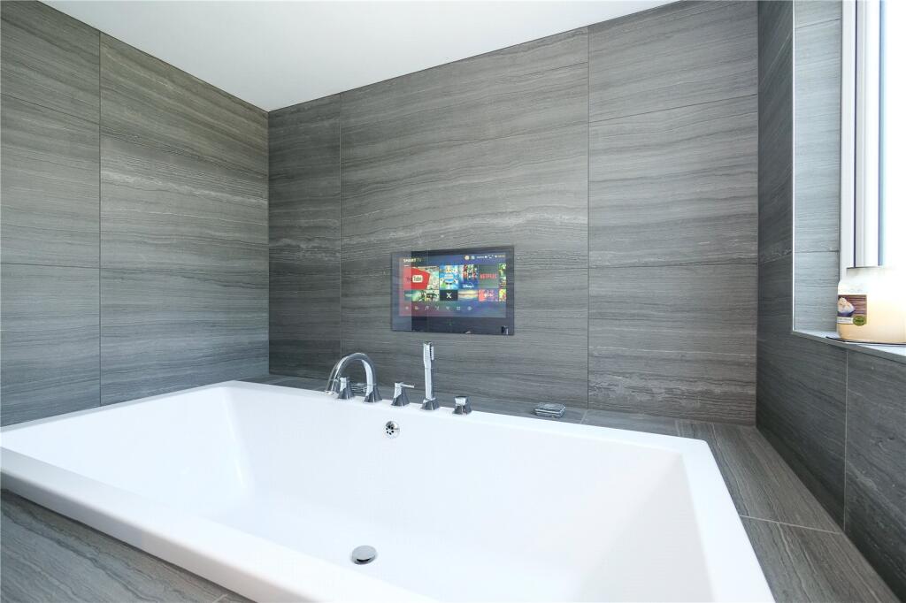 Additional image 11 of Beacon Close, Bingley, West Yorkshire, BD16