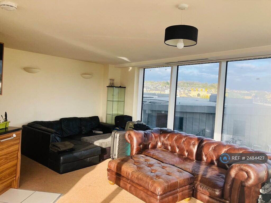 Additional image 8 of The Gatehaus, Bradford, BD1