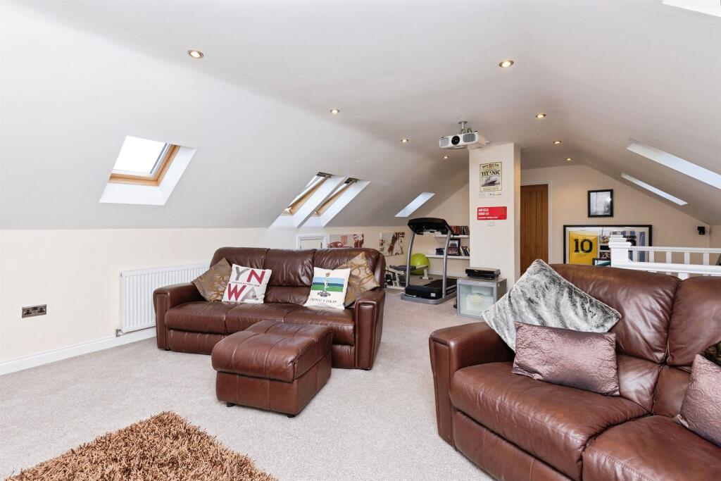 Additional image 22 of Keighley Road, Oakworth, Keighley