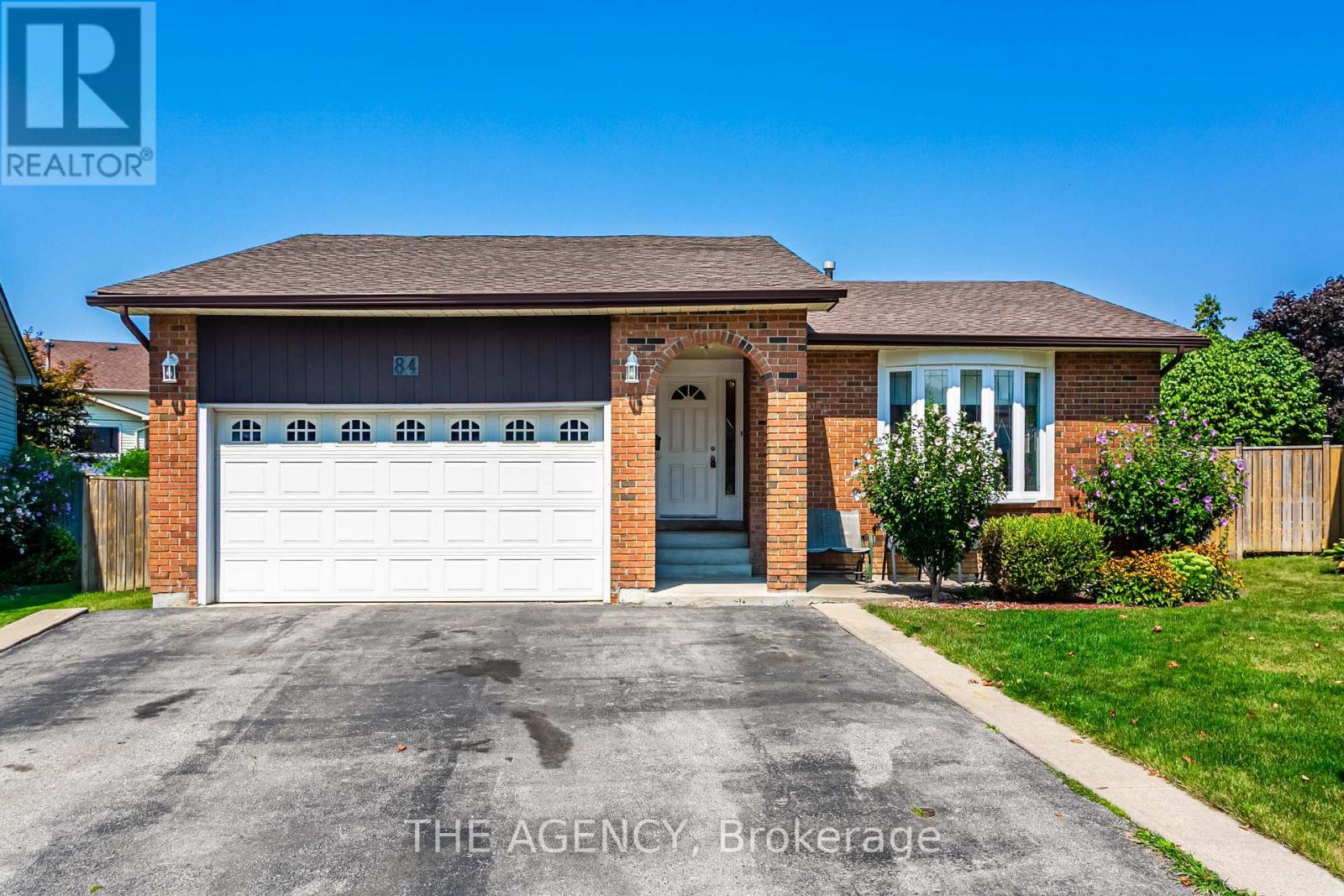 84 BLACKTHORN LANE|Brampton (Brampton North), Ontario L6V3K8
