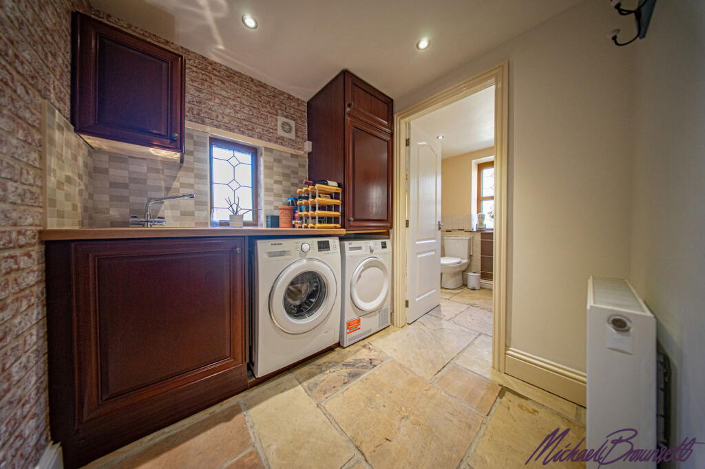 Additional image 10 of Highgate Road, Queensbury, Bradford, BD13 2RR