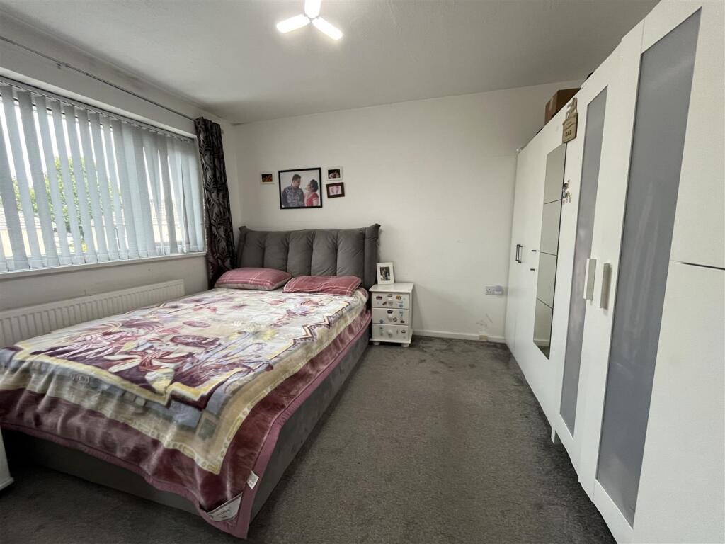 Additional image 10 of Carr House Mount, Wyke, Bradford