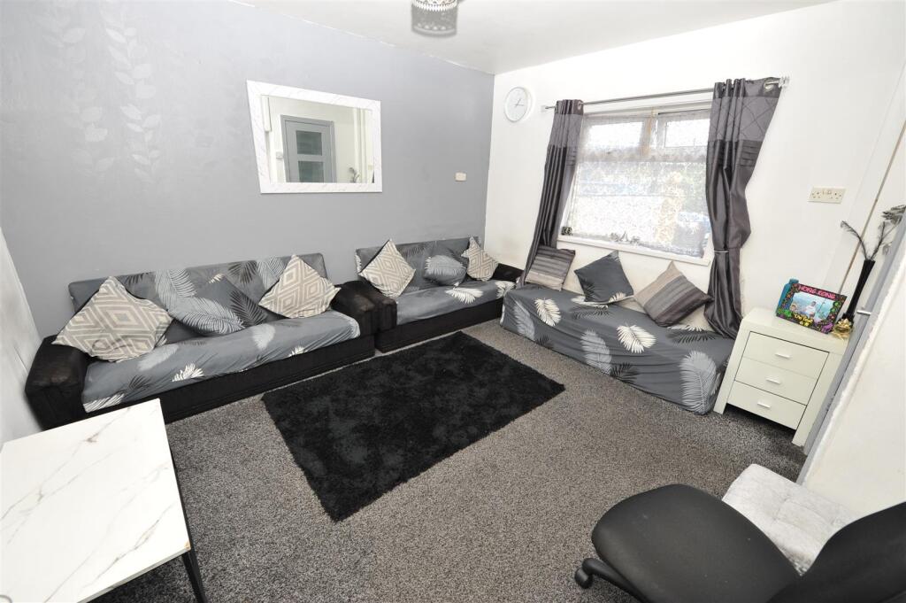 Additional image 18 of Upper Rushton Road, Thornbury, Bradford