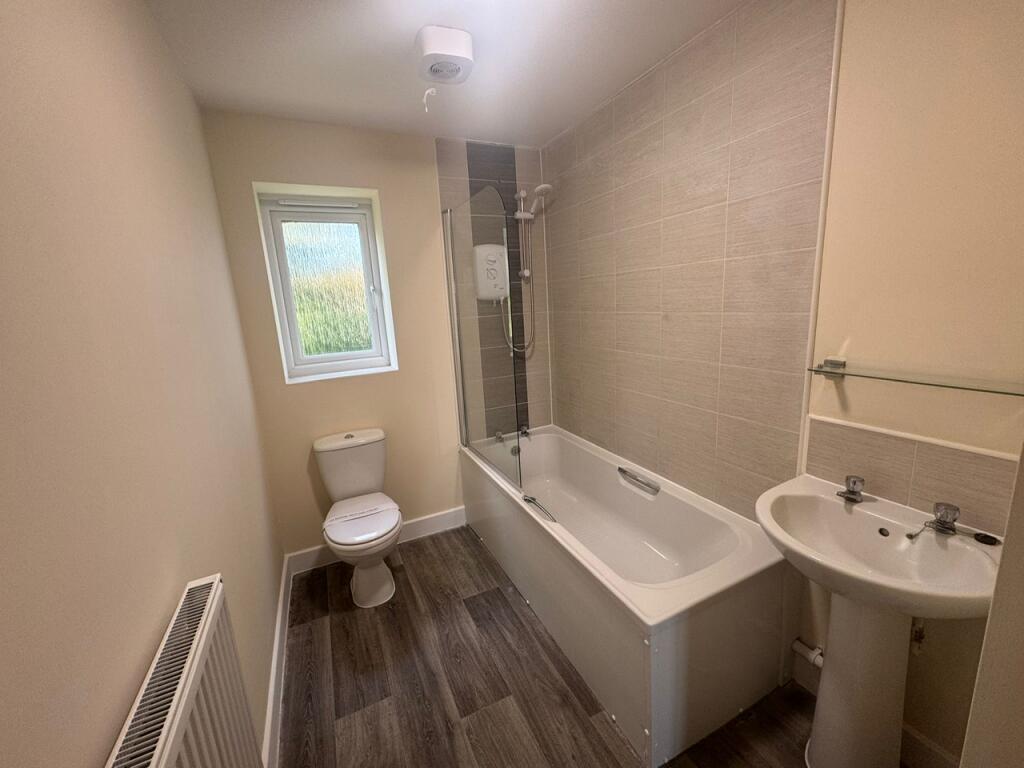 Additional image 6 of Park View Court, CLECKHEATON