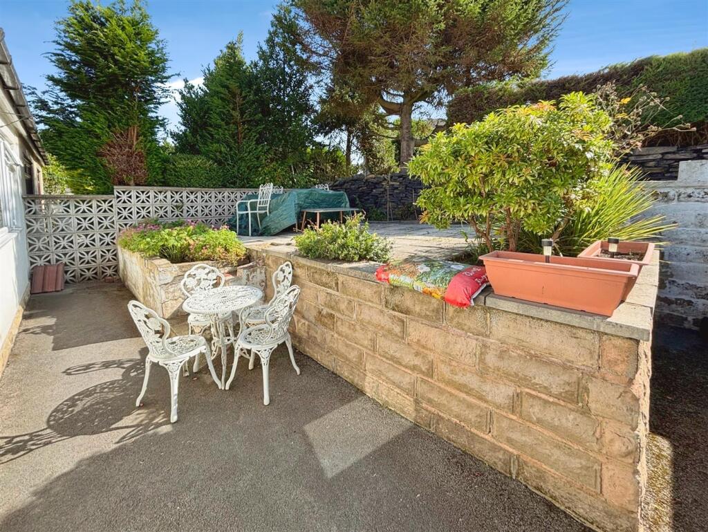 Additional image 21 of Queens Rise, Bradford, BD2 4BS