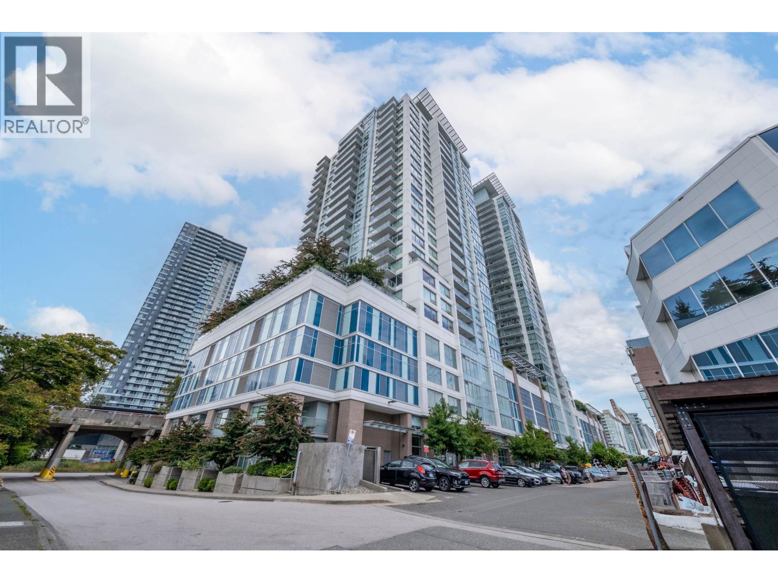 912 988 QUAYSIDE DRIVE|New Westminster, British Columbia V3M0L5