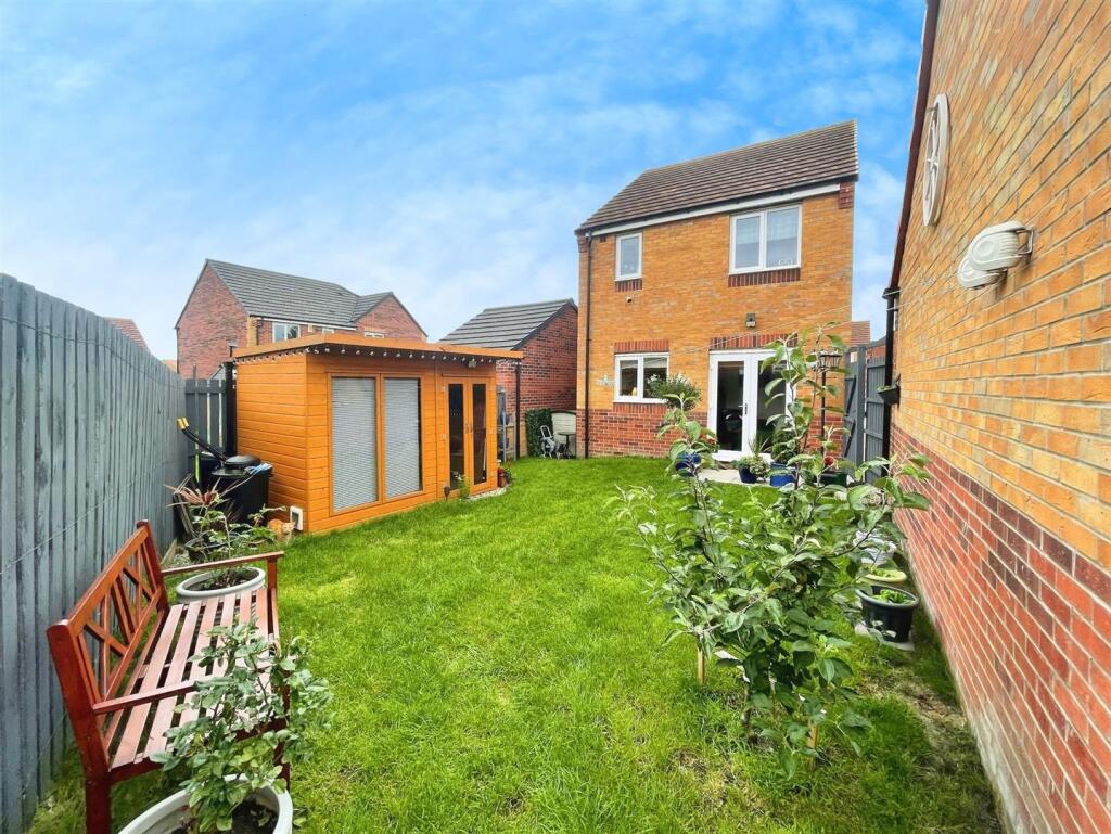 Additional image 17 of Stroothers Place Bradford, BD4 0BN