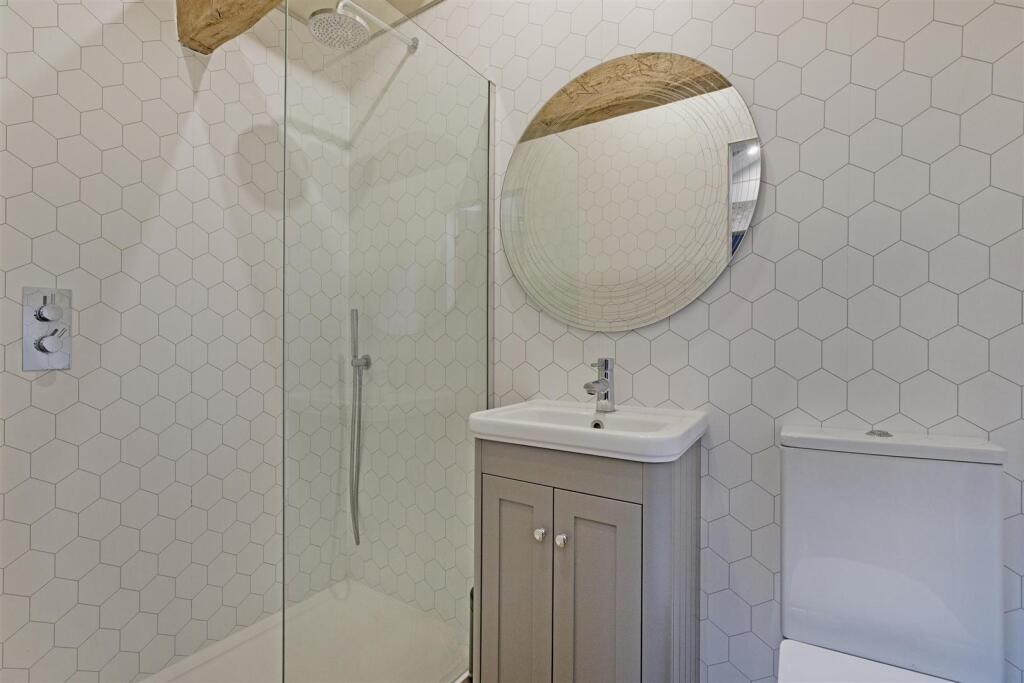 Additional image 16 of Cracked Castle Barn, Skyreholme