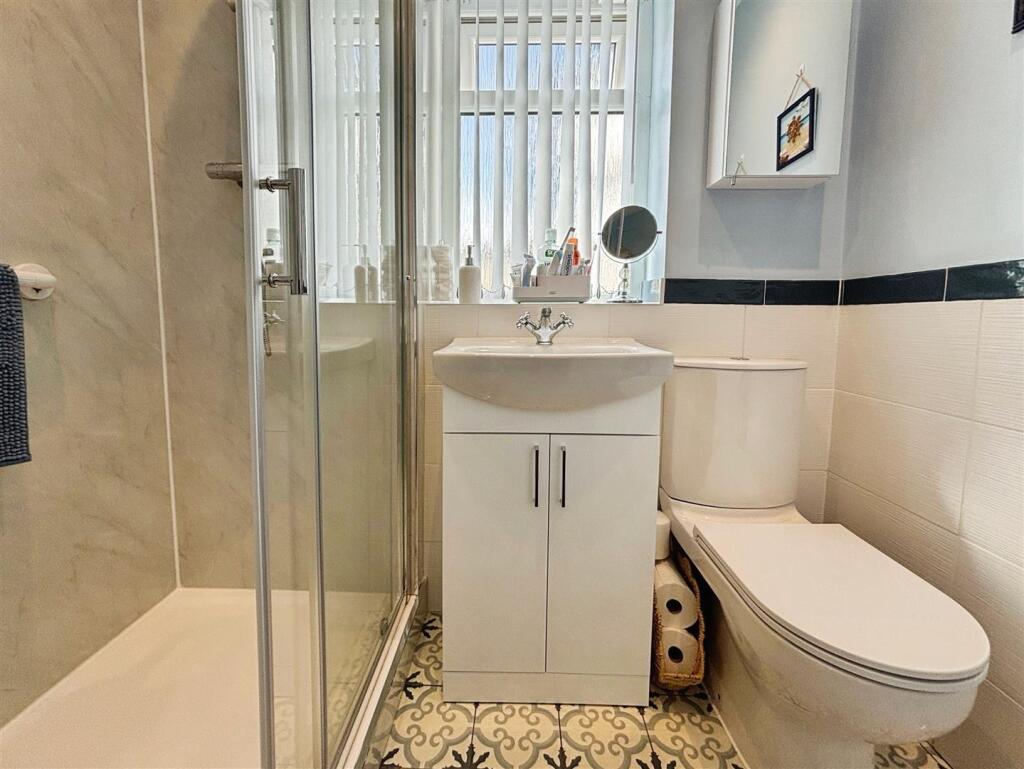 Additional image 16 of Queens Rise, Bradford, BD2 4BS