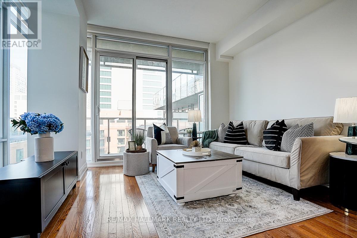 819 - 1 BEDFORD ROAD|Toronto (Annex), Ontario M5R2B5