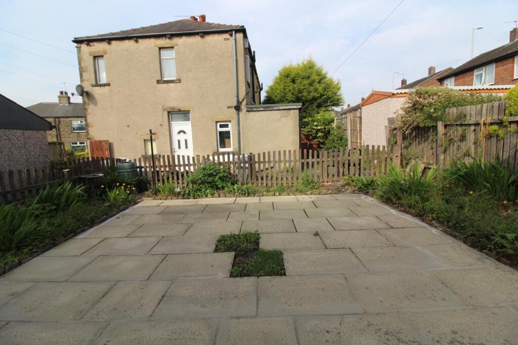 Additional image 13 of Grange Avenue, Thornbury, Bradford, BD3 7BB