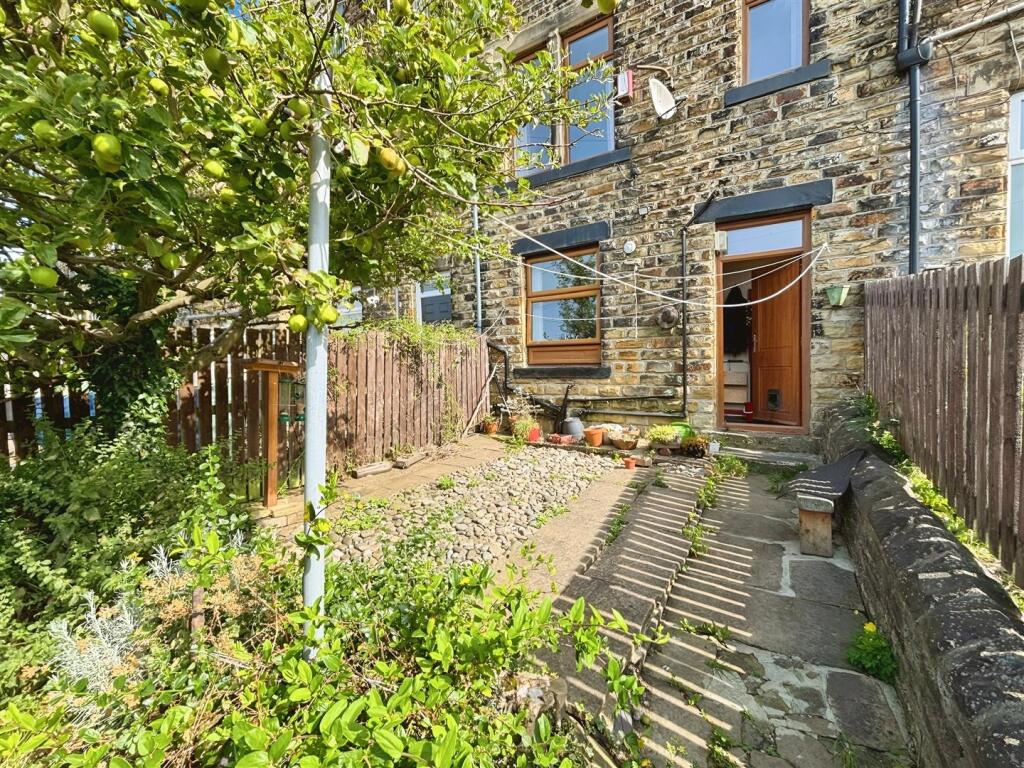 Additional image 20 of Park Cliffe Road, Bradford, BD2 4NS