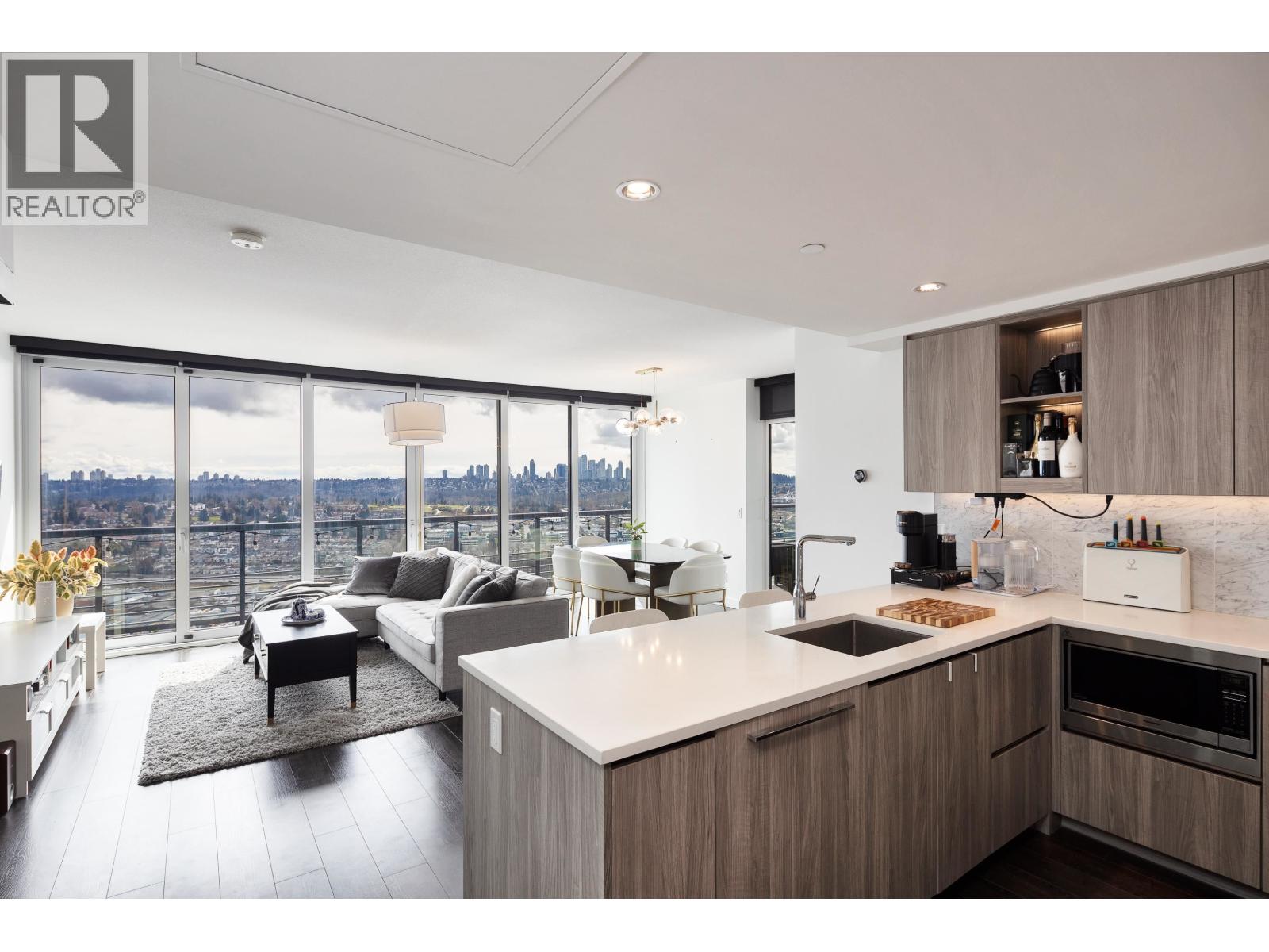 3508 4720 LOUGHEED HIGHWAY|Burnaby, British Columbia V5C0M8