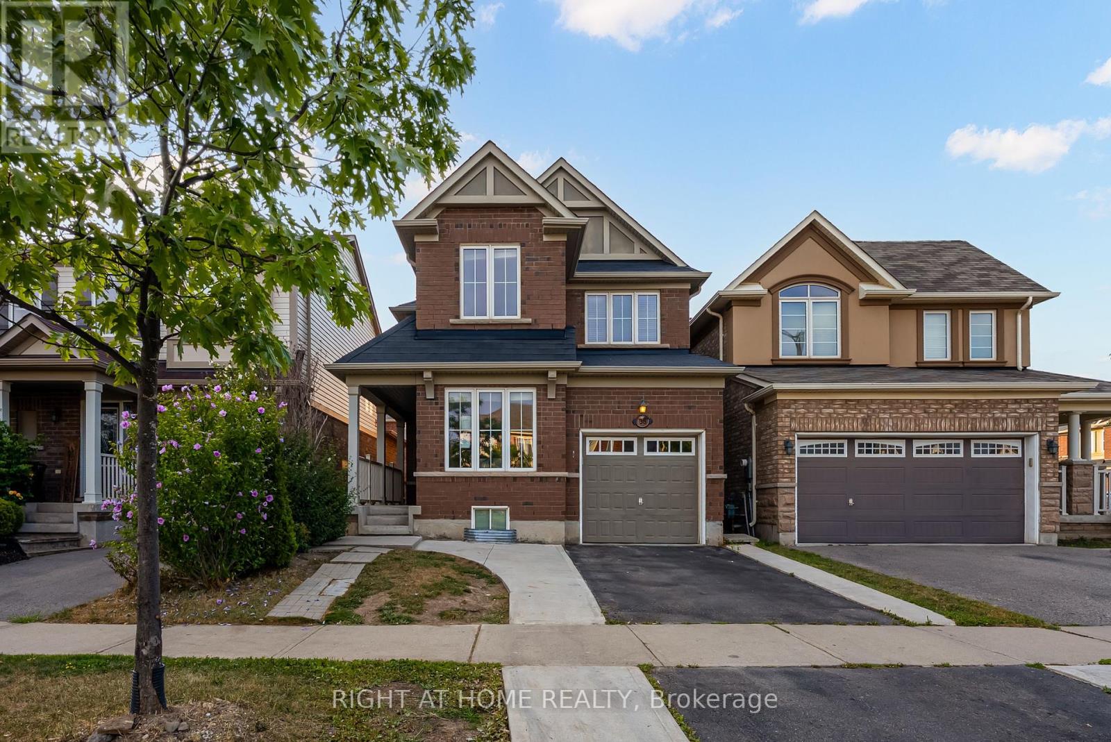 Property image for 38 AYLESBURY DRIVE|Brampton (Northwest Brampton), Ontario L7A0S5