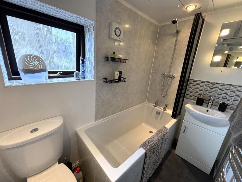 Additional image 5 of Green End, Clayton, Bradford BD14