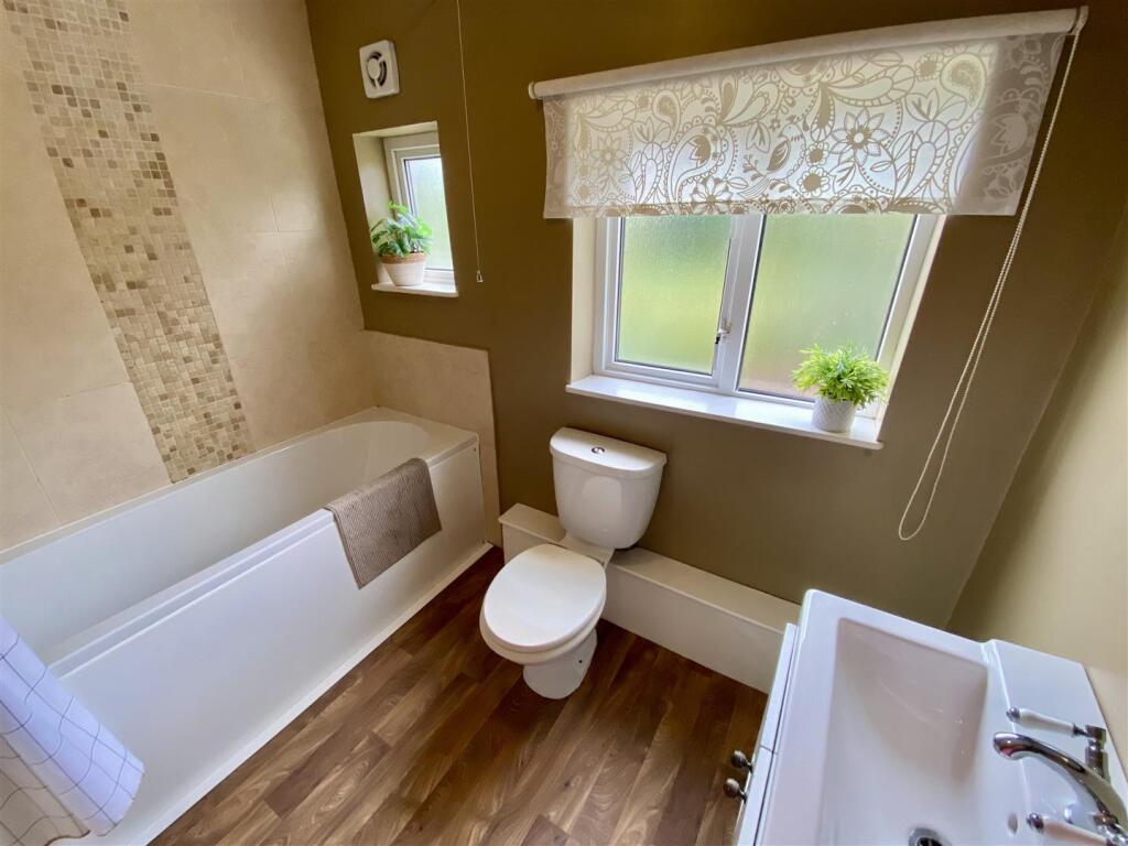 Additional image 22 of Moor Lane, Gomersal