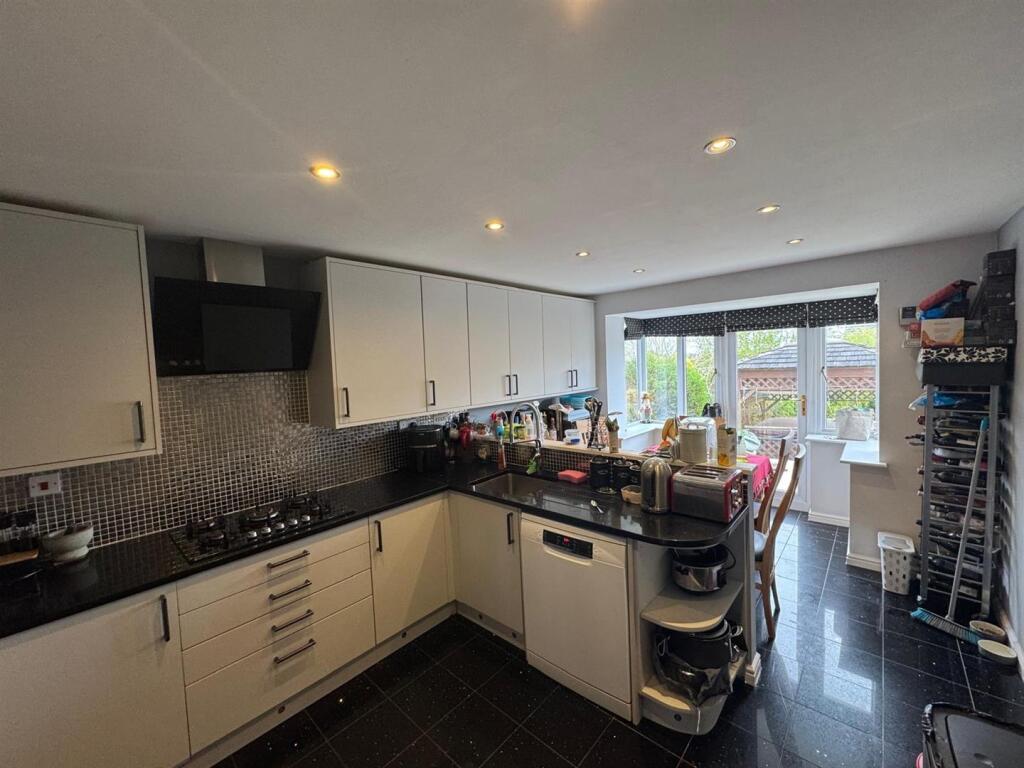 Additional image 5 of Skellow Drive, Bradford