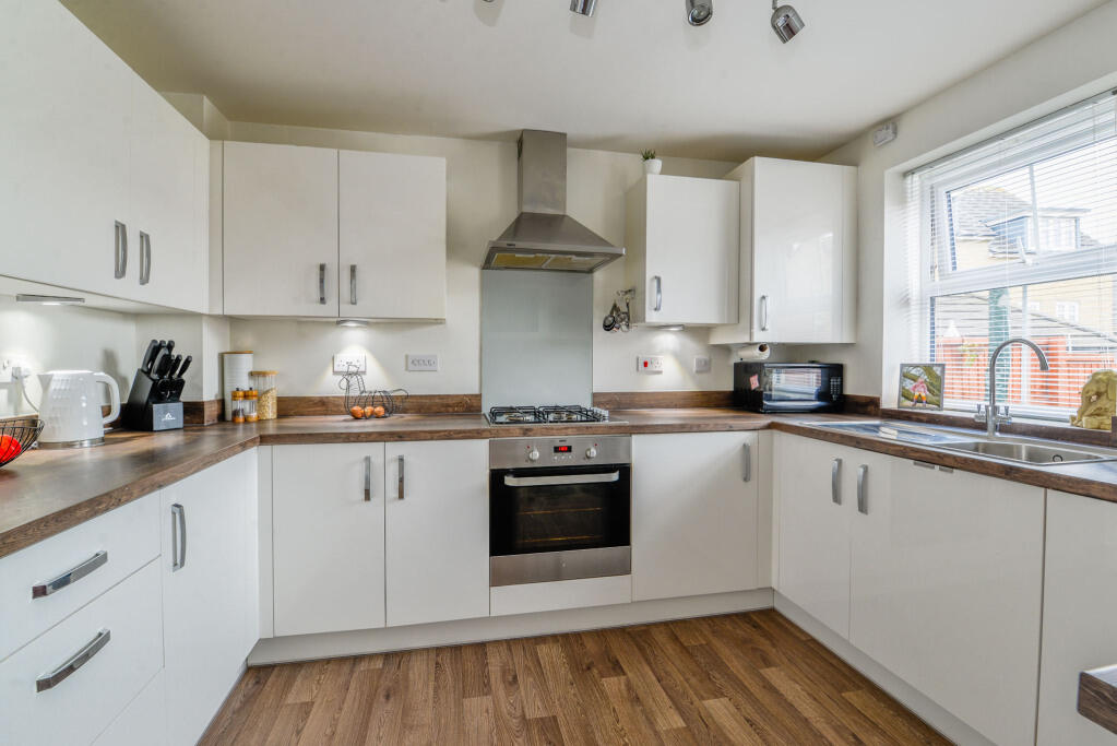 Additional image 18 of Moat Hill Close, Cullingworth, West Yorkshire, BD13