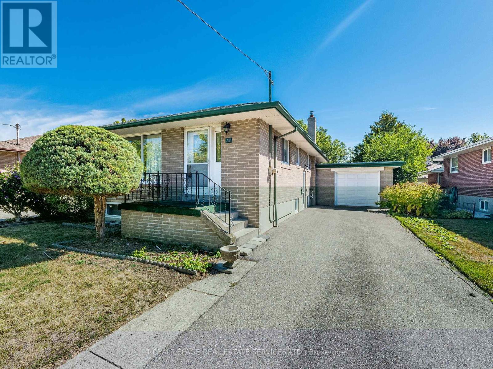 Property image for 15 HUGHEY CRESCENT|Toronto (Ionview), Ontario M1K2V3