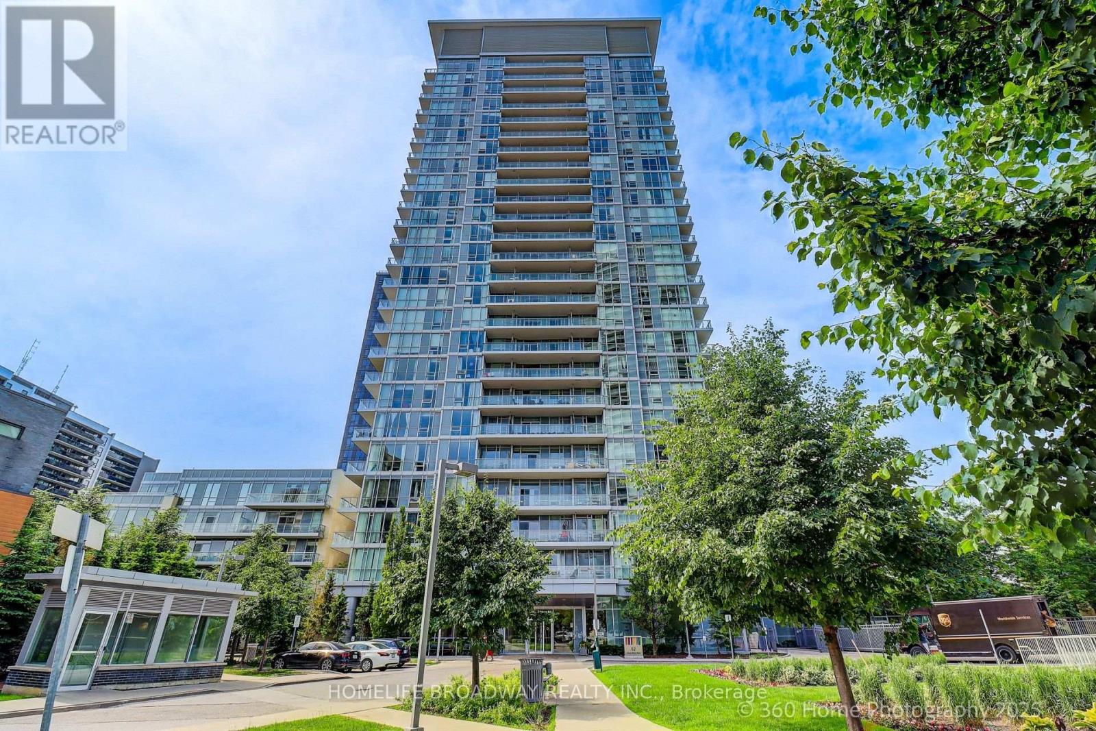 216 - 62 FOREST MANOR ROAD|Toronto (Henry Farm), Ontario M2J0B6