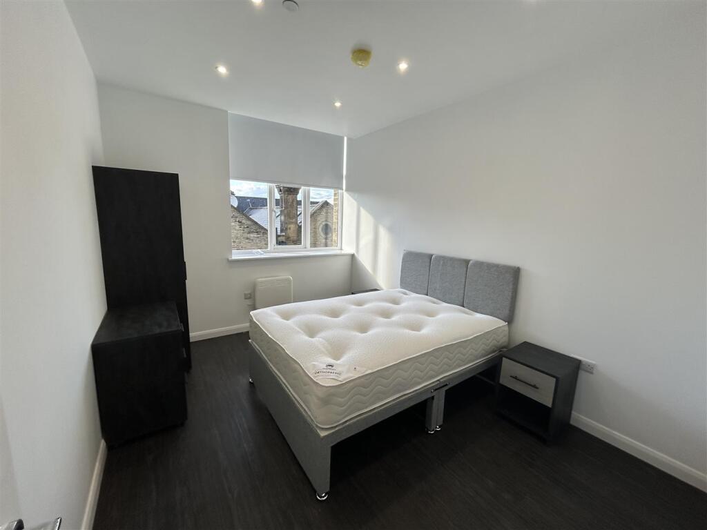 Additional image 4 of Spectrum House, East Parade, Bradford