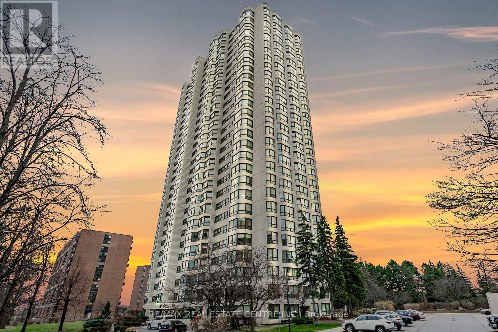 403 - 8 LISA STREET|Brampton (Queen Street Corridor), Ontario L6T4S6