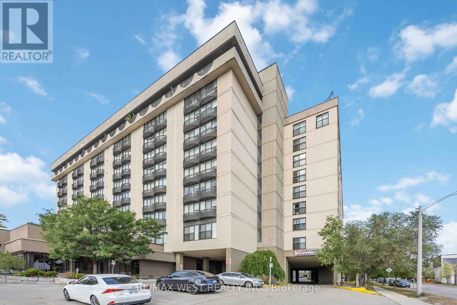 629 - 2737 KEELE STREET|Toronto (Downsview-Roding-CFB), Ontario M3M2E9