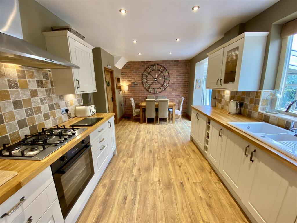 Additional image 11 of Moor Lane, Gomersal