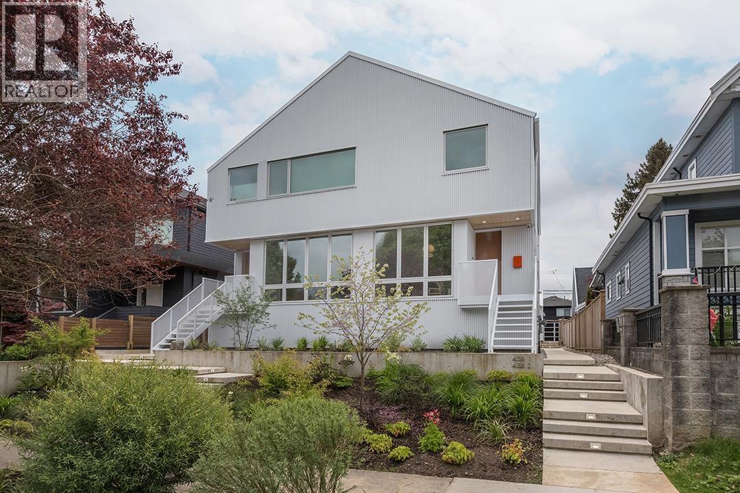 438 E 37TH AVENUE|Vancouver, British Columbia V5W1E9