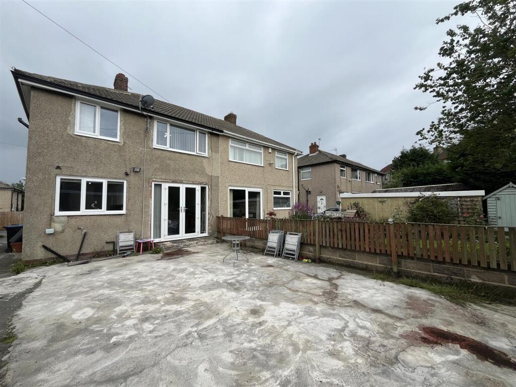 Additional image 11 of Carr House Mount, Wyke, Bradford
