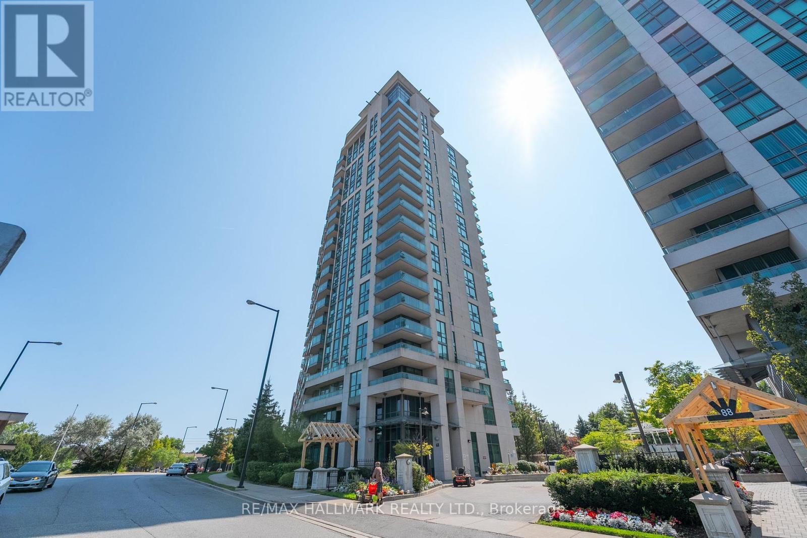 909 - 68 GRANGEWAY AVENUE|Toronto (Woburn), Ontario M1H0A1