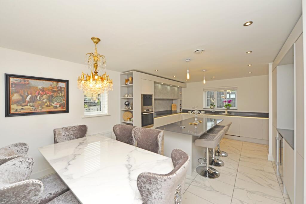 Additional image 6 of Kensington Way, Gomersal, Cleckheaton, West Yorkshire, BD19