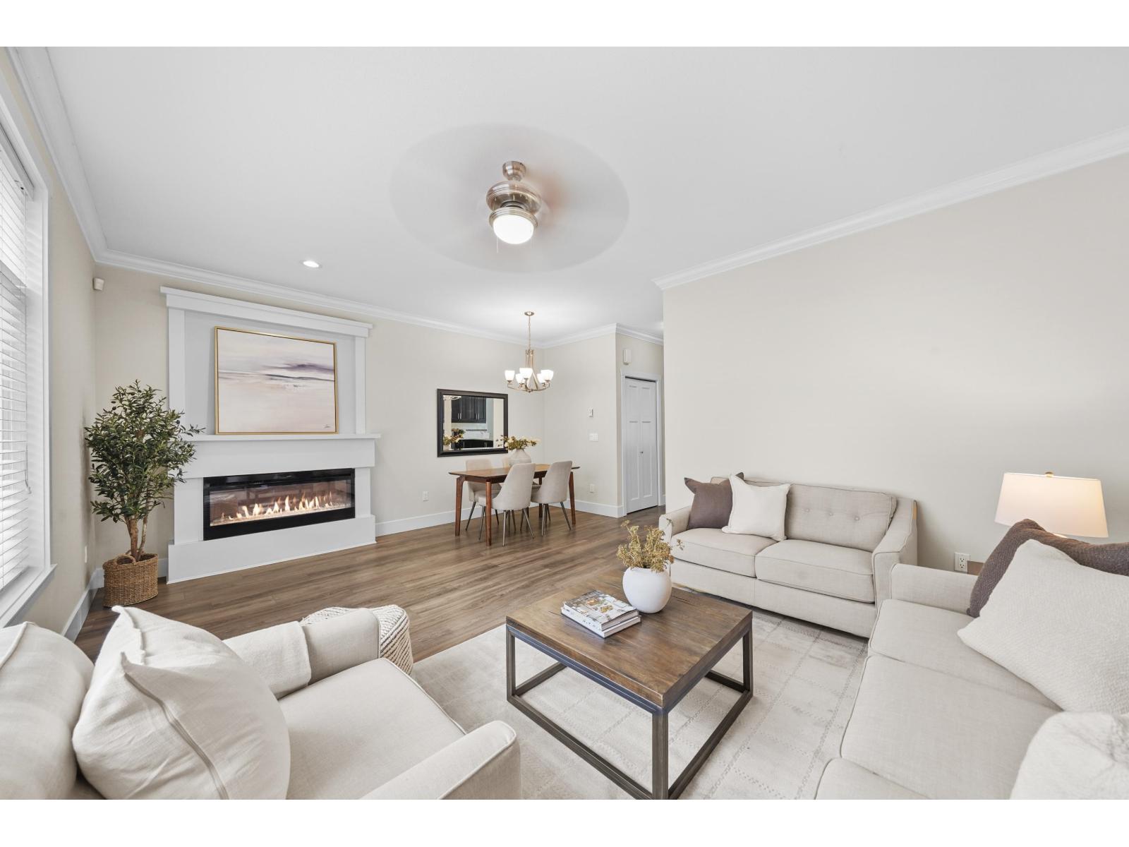 123 15399 GUILDFORD DRIVE|Surrey, British Columbia V3R7C6