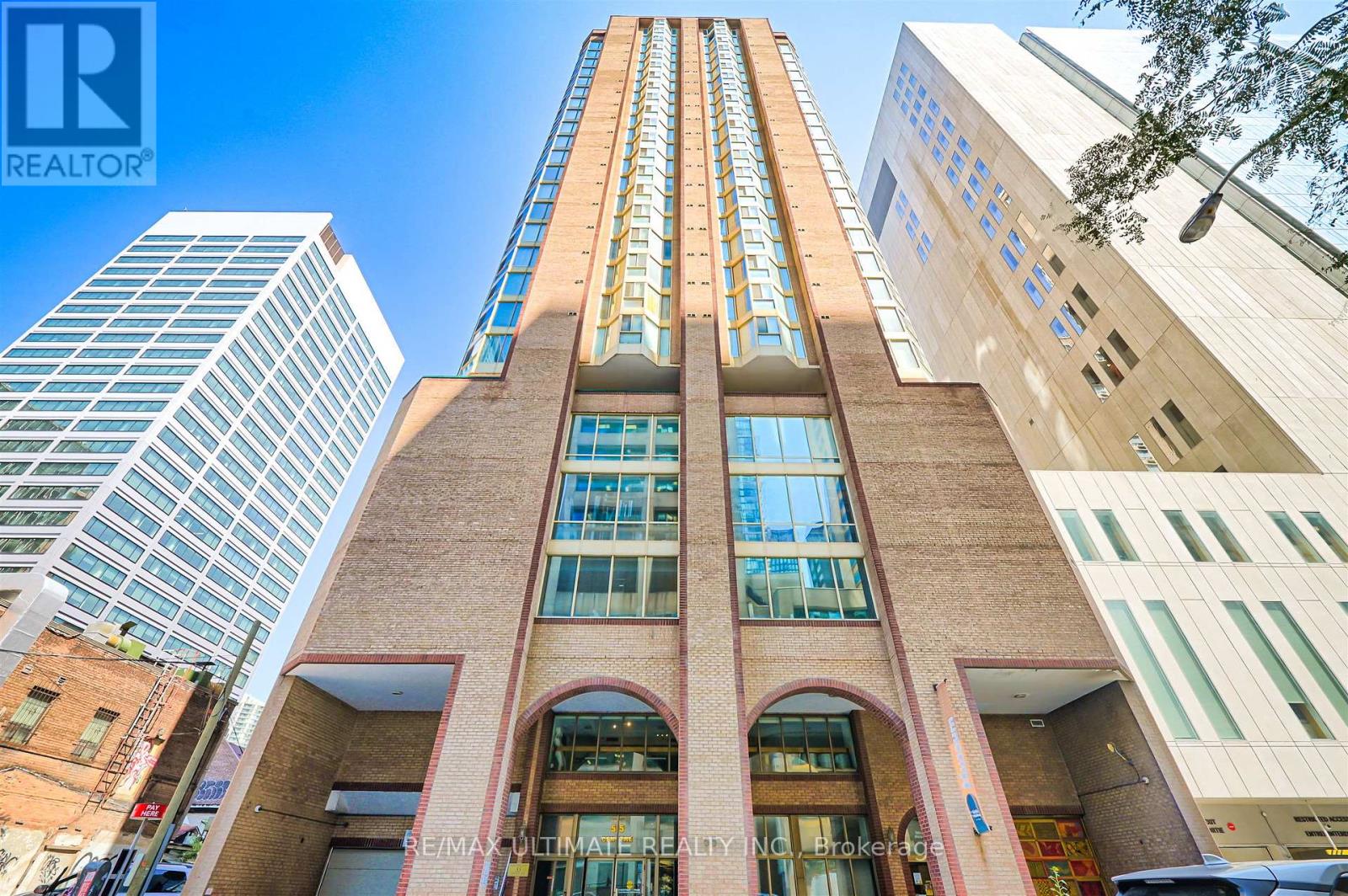 2206 - 55 CENTRE AVENUE|Toronto (Bay Street Corridor), Ontario M5G2H5