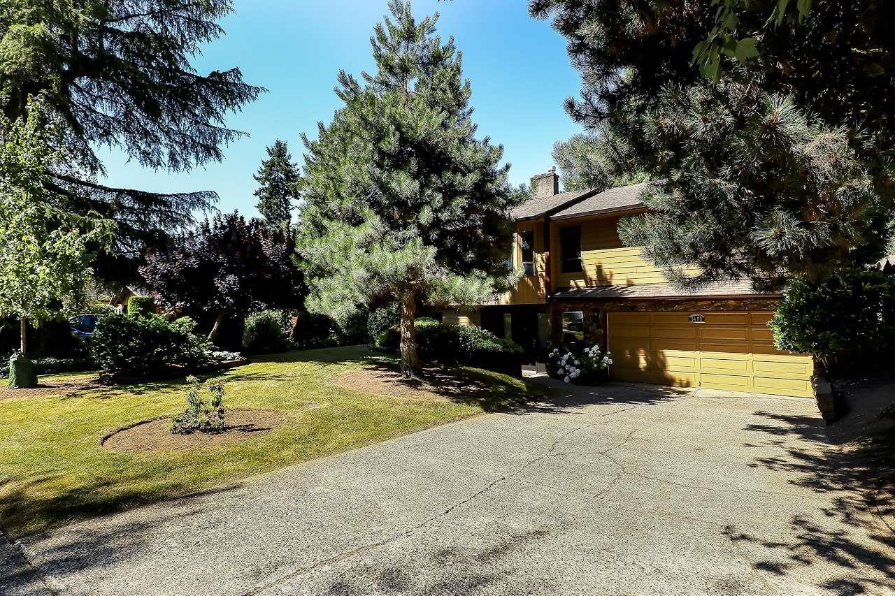 9469 148A STREET|Surrey, British Columbia V3R8E2