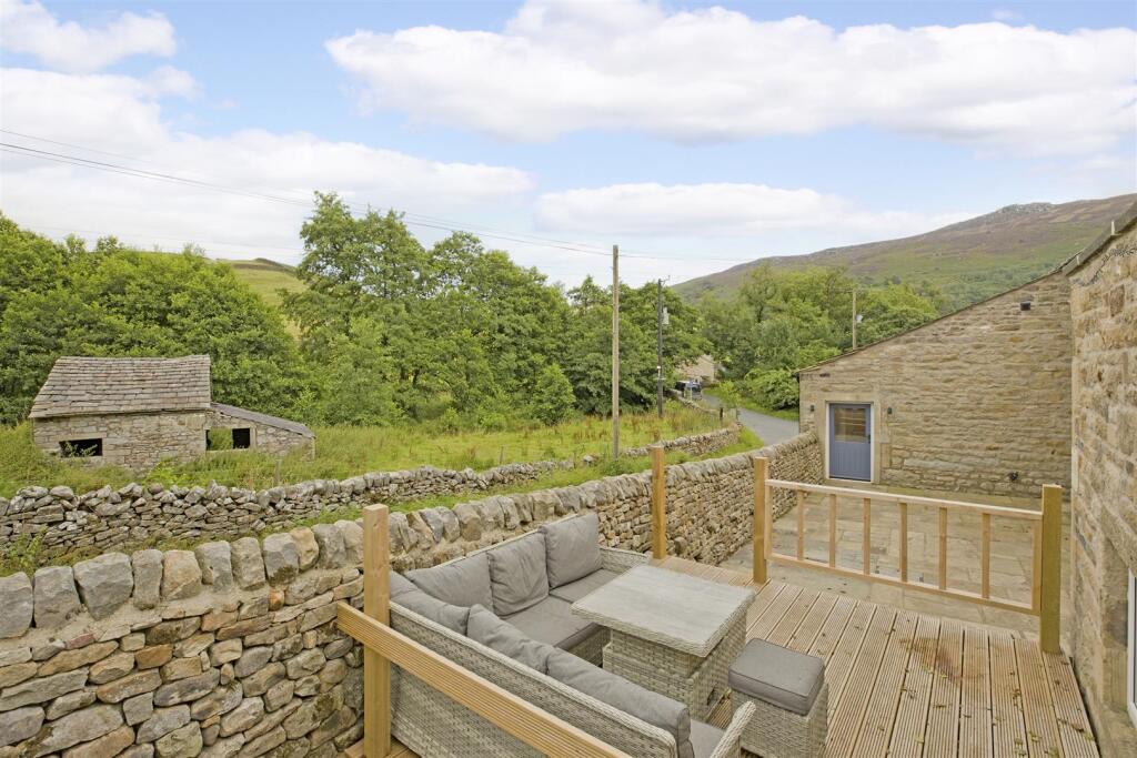 Additional image 28 of Cracked Castle Barn, Skyreholme