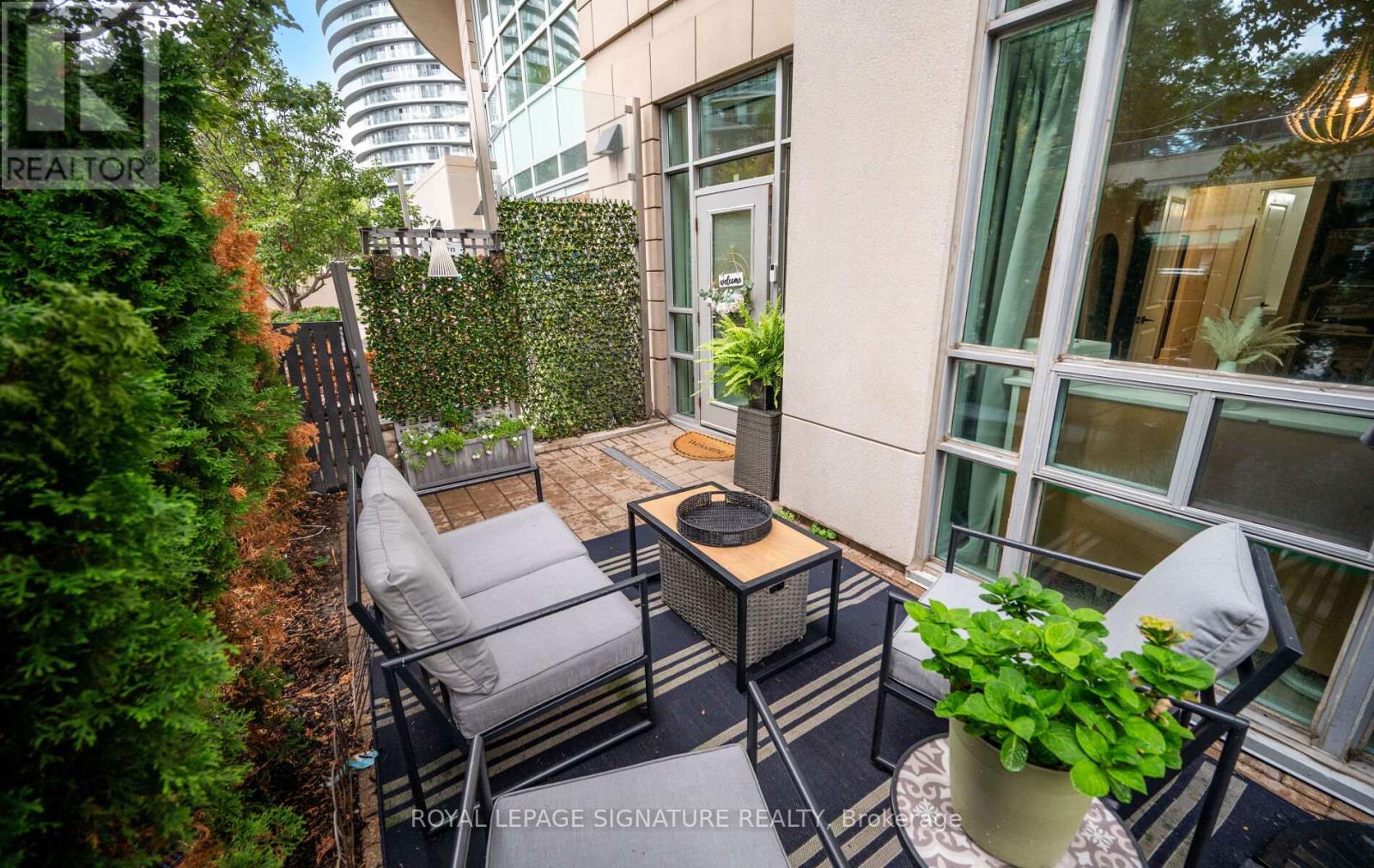 104 - 80 ABSOLUTE AVENUE|Mississauga (City Centre), Ontario L4Z0A5