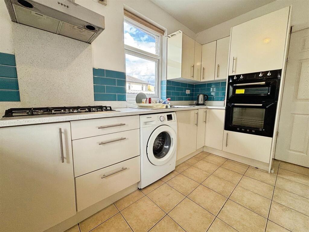 Additional image 6 of Maple Avenue, Bradford, BD3 7AR