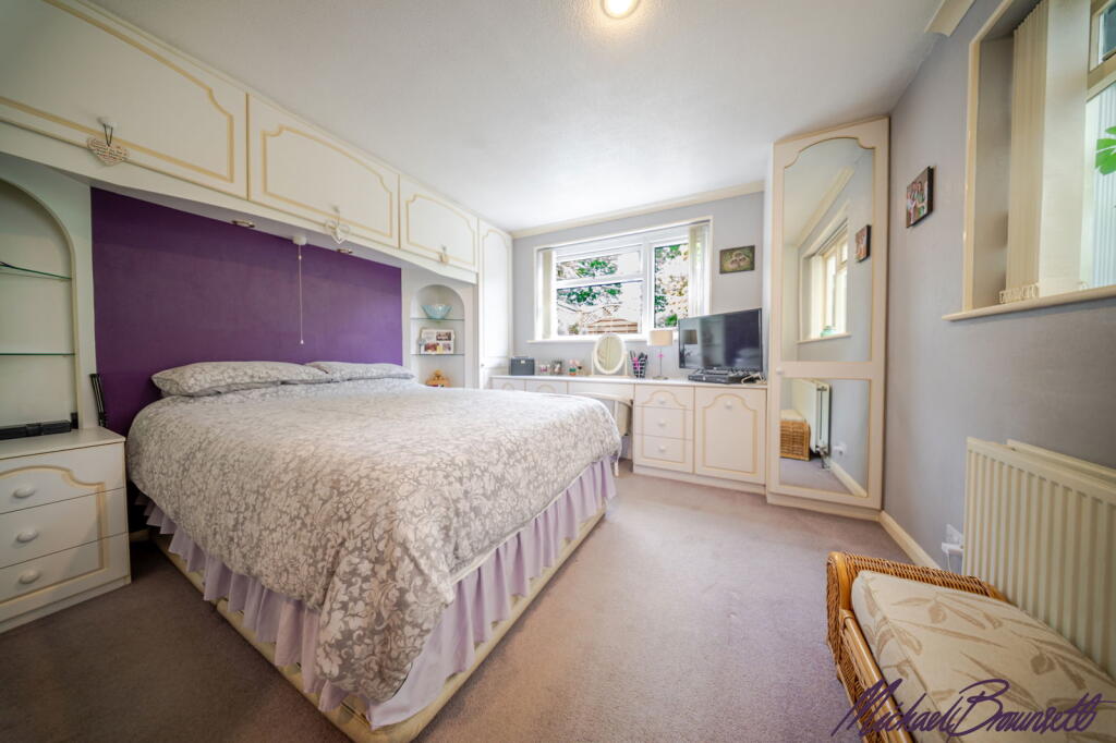 Additional image 11 of Moor Close Road, Bradford, Queensbury, BD13 2EA