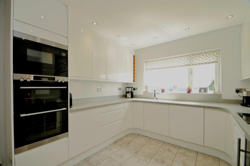 Additional image 4 of Dale Garth, Baildon, Shipley