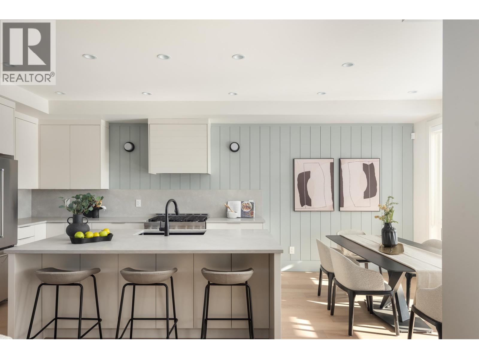 Property image for 644B GIRARD AVENUE|Coquitlam, British Columbia V3K1S8