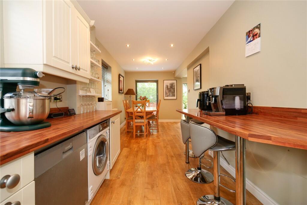 Additional image 24 of Beacon Close, Bingley, West Yorkshire, BD16