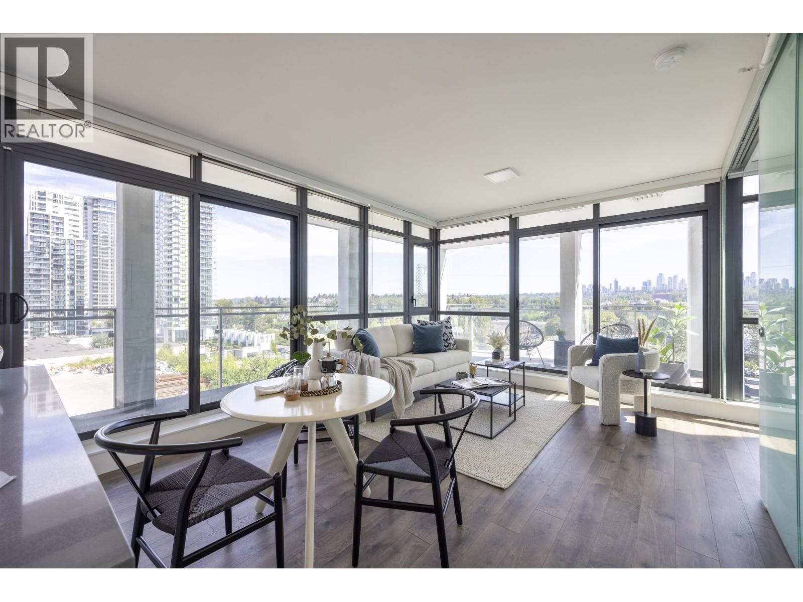 606 4488 JUNEAU STREET|Burnaby, British Columbia V5C0M4