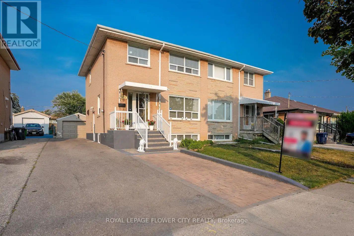 Property image for 278 ELMHURST DRIVE|Toronto (Rexdale-Kipling), Ontario M9W2M2