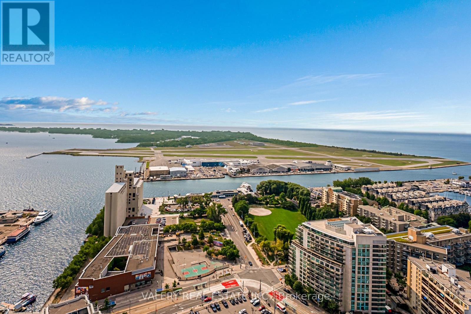 4516 - 17 BATHURST STREET|Toronto (Waterfront Communities), Ontario M5V0N1