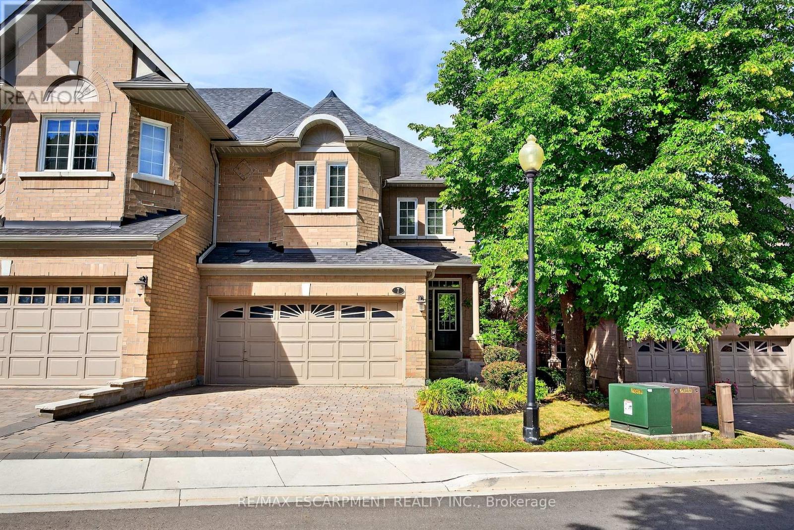 7 - 2000 THE COLLEGEWAY|Mississauga (Erin Mills), Ontario L5L5Y9