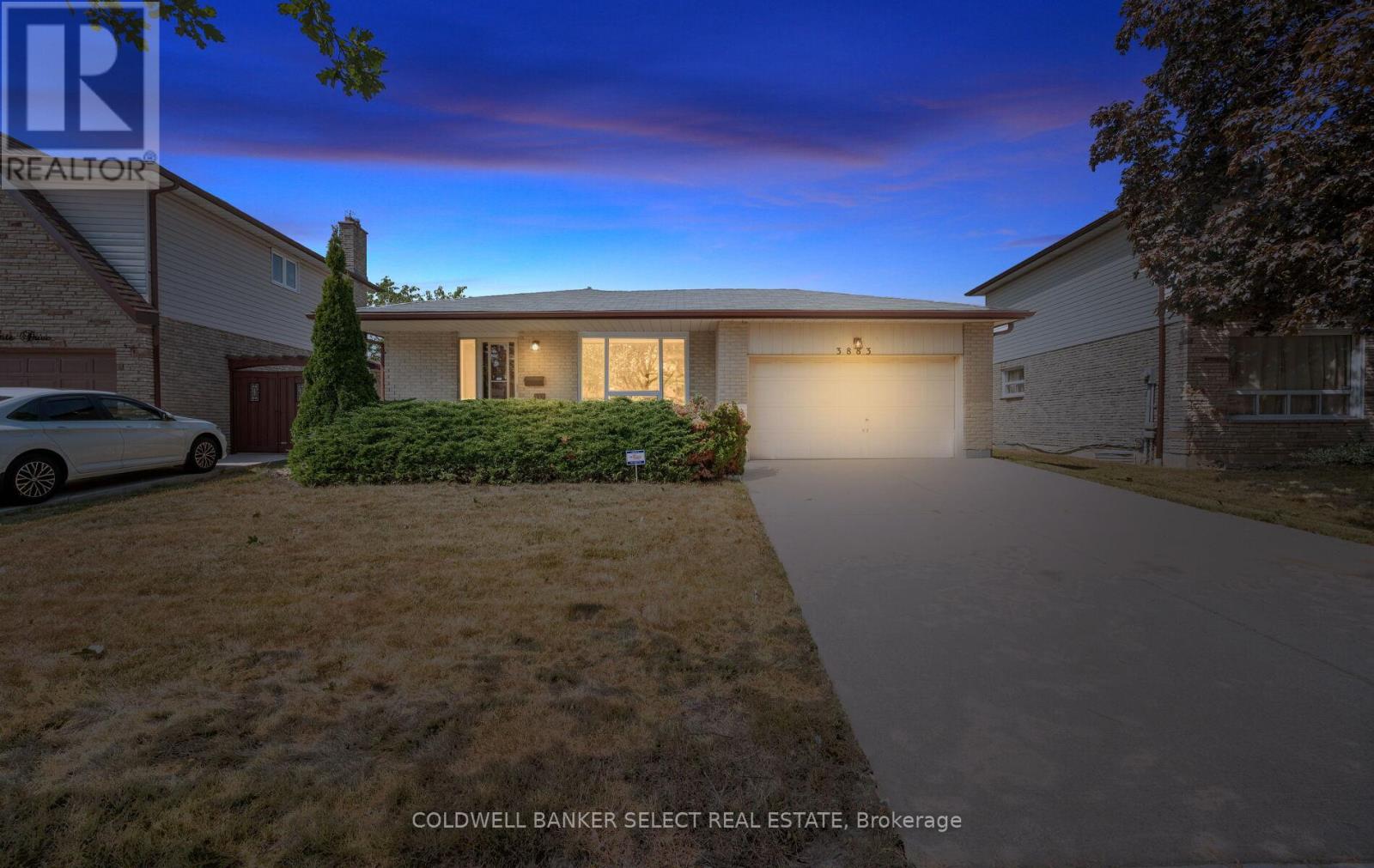 3883 BRANDON GATE DRIVE|Mississauga (Malton), Ontario L4T3N7