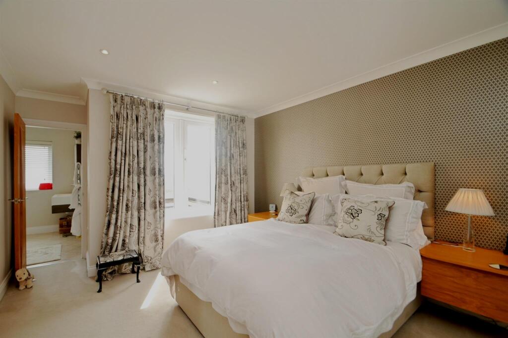 Additional image 11 of Dale Garth, Baildon, Shipley